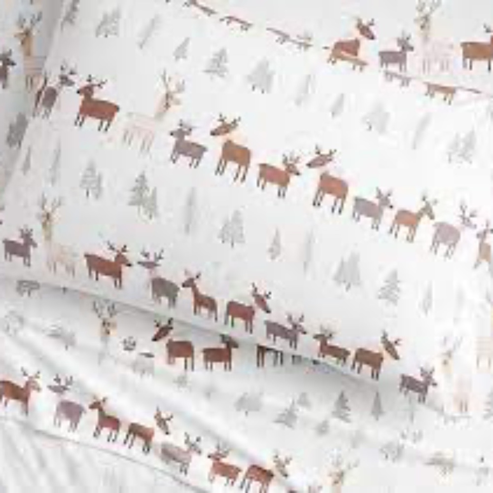 Pottery Barn Kids Organic Cotton Reindeer full sheet set NWT